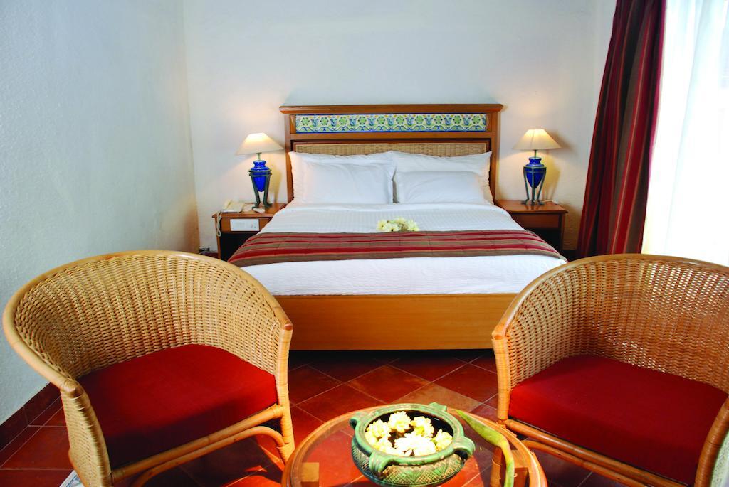 Oh Biz Premier At Leonia Hotell Hyderabad Exteriör bild